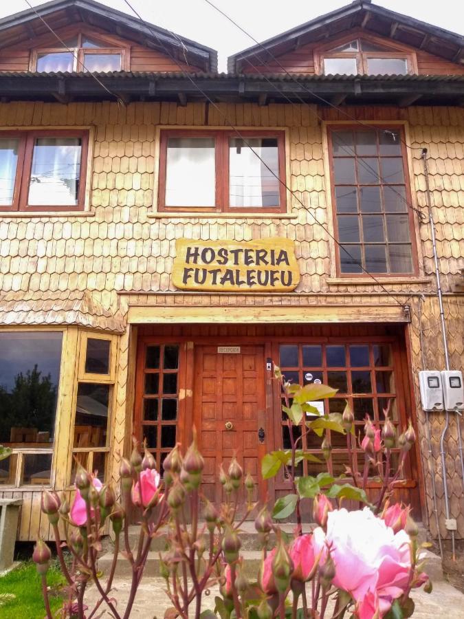 Hosteria Futaleufu Villa Eksteriør billede